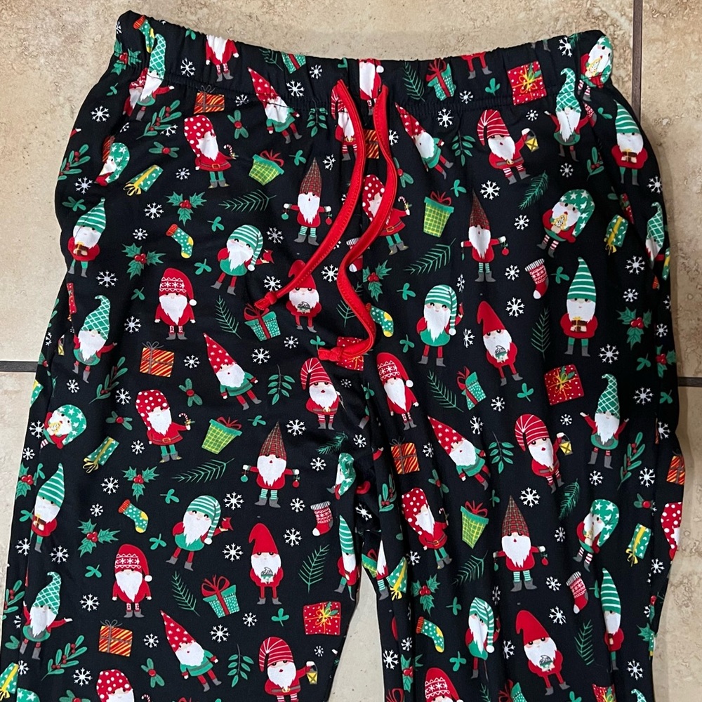 Christmas Pajamas Size Small, Black Pants with Gnomes Soft Knot Stretchy Pjs